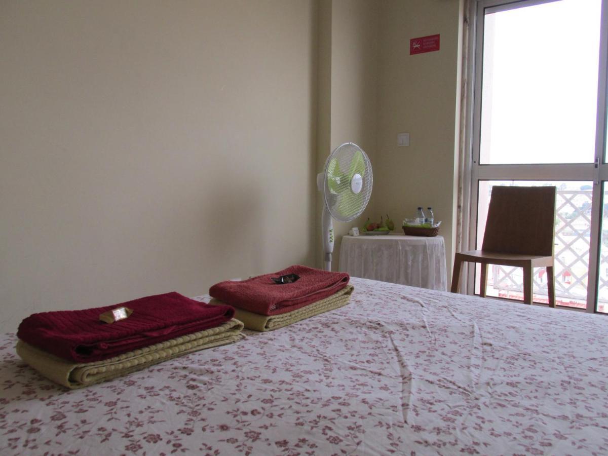 Homestay Marialva Park Сейшал Екстериор снимка