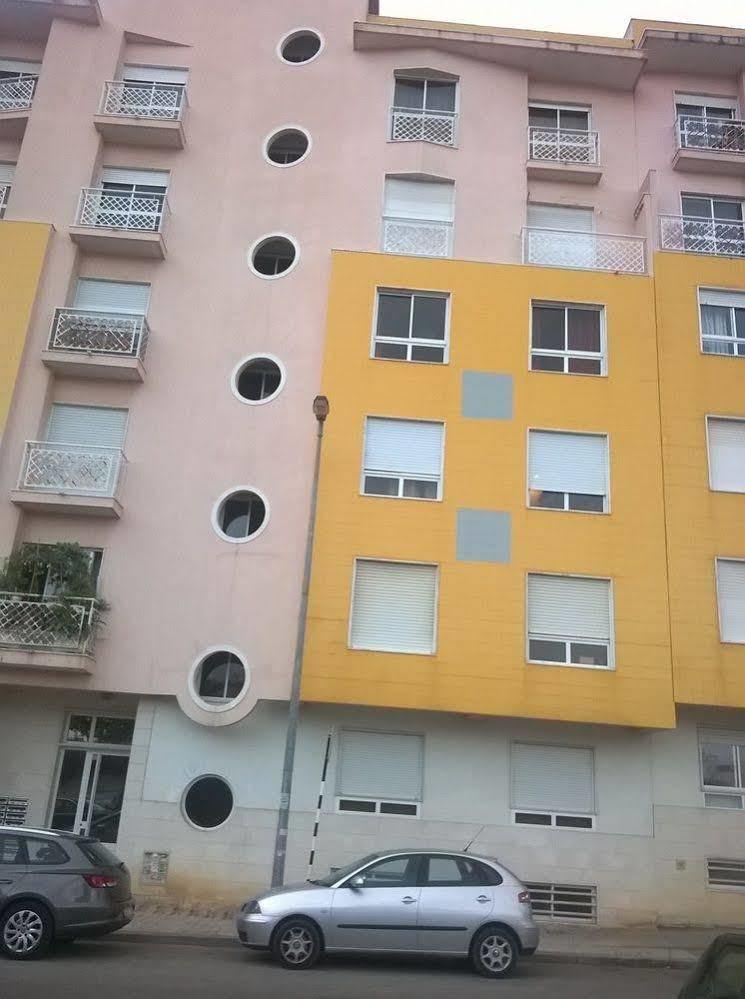 Homestay Marialva Park Сейшал Екстериор снимка