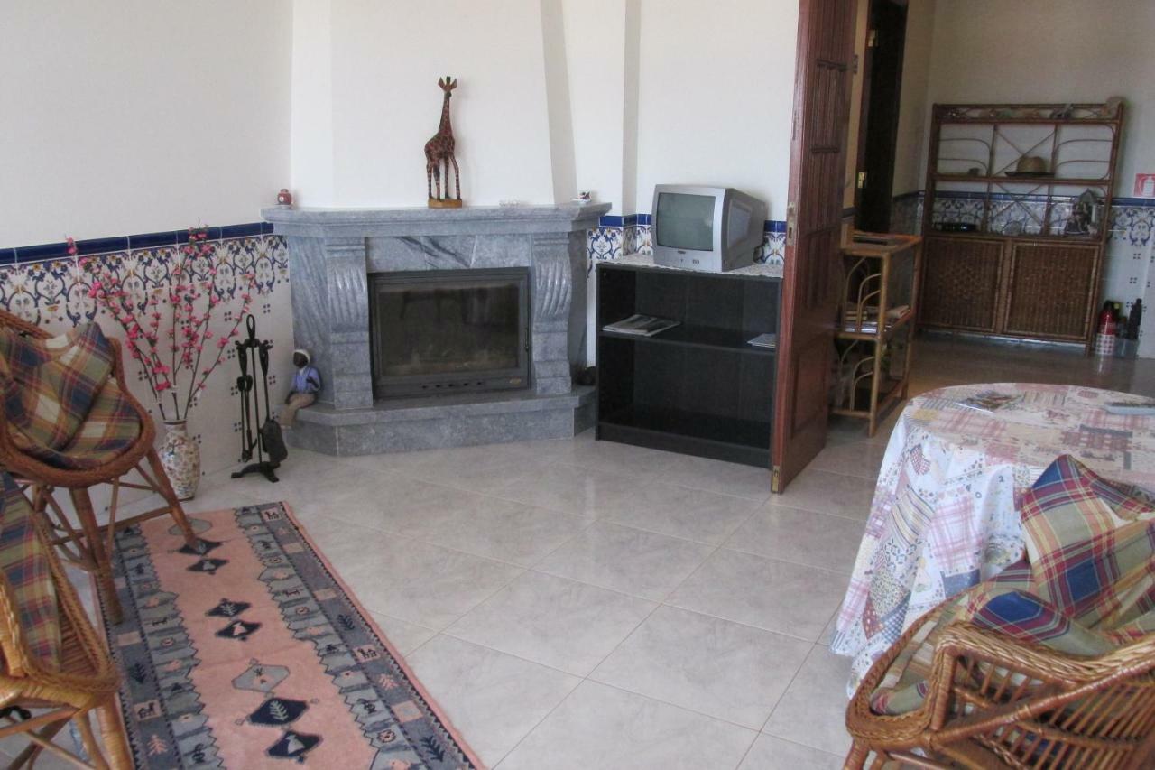 Homestay Marialva Park Сейшал Екстериор снимка